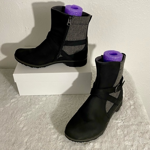 Eddie Bauer Shoes - Eddie Bauer Covey 2.0 Boots Women’s Size 8.5 Black Leather Gray Tweed Side Zip